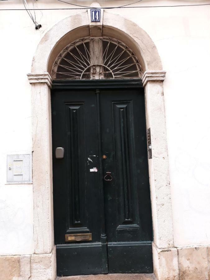Ferienwohnung Charming Flat Lissabon Exterior foto